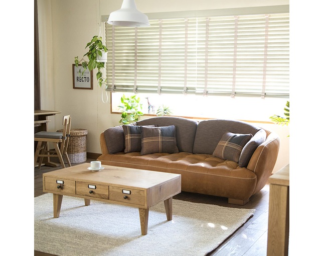 クラッシュプロジェクト(CRUSH CRASH PROJECT) アウロ コーヒーテーブルの写真