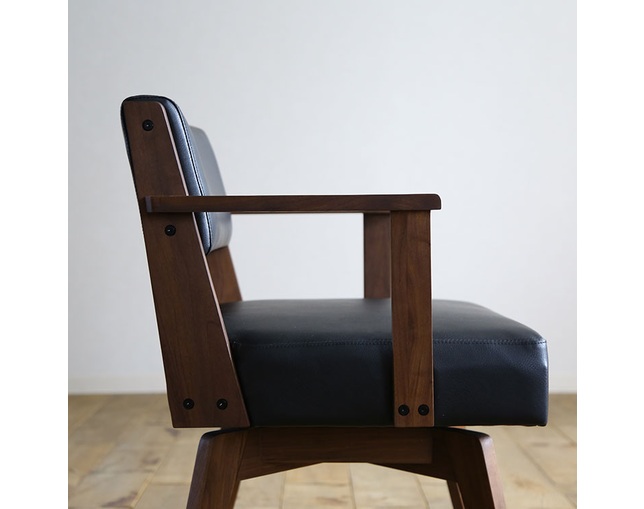 クラッシュプロジェクト(CRUSH CRASH PROJECT) カインII チェアの写真