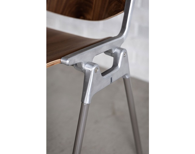 クラッシュプロジェクト(CRUSH CRASH PROJECT) カステル チェアの写真