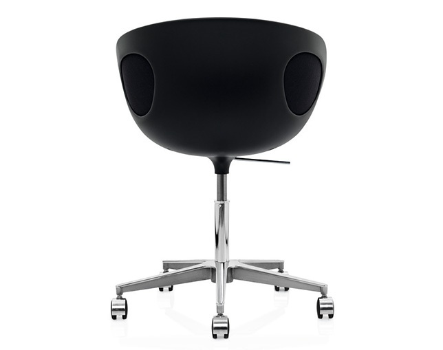 フリッツハンセン(Fritz Hansen) RIN CASTORS(FRONT UPHOLSTERY)の写真