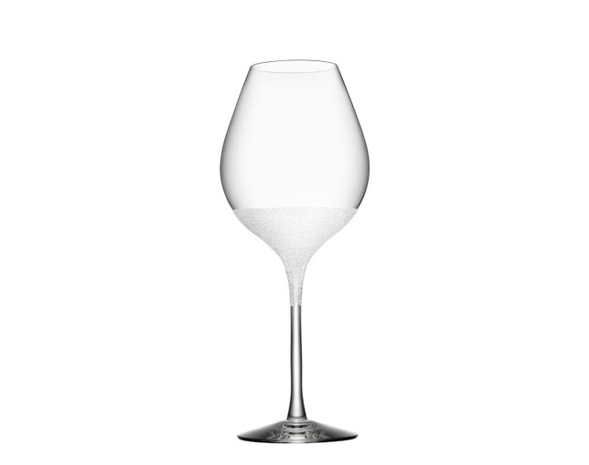 オレフォス(Orrefors) レッドワイングラスの写真