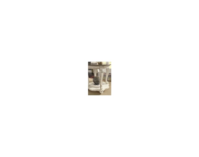 Ashley Furniture HomeStore(アシュレイ ファニチャー ホームストア) Realyn Round End Table（T743-6）の写真