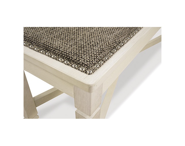 Ashley Furniture HomeStore(アシュレイ ファニチャー ホームストア) Bolanburg Large UPH Dining Room Bench(D647-00)の写真