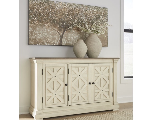 Ashley Furniture HomeStore(アシュレイ ファニチャー ホームストア) Bolanburg Dining Room Server(D647-60)の写真
