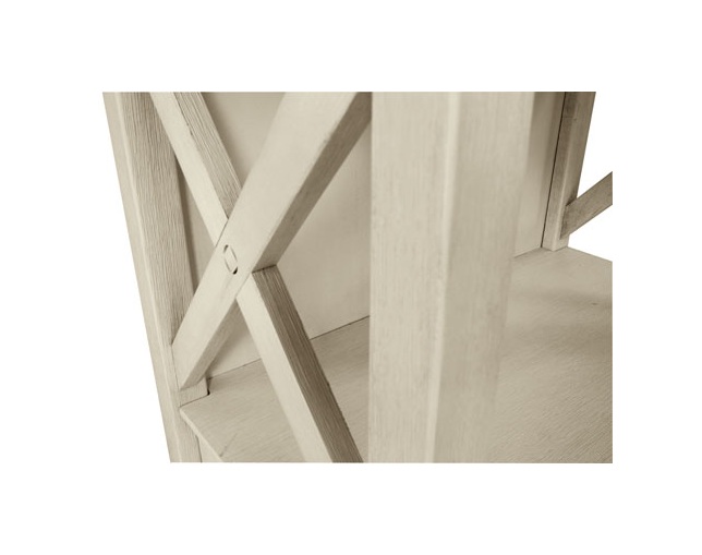 Ashley Furniture HomeStore(アシュレイ ファニチャー ホームストア) Bolanburg Display Cabinet(D647-76)の写真