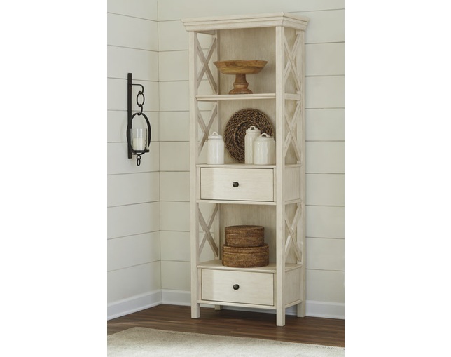 Ashley Furniture HomeStore(アシュレイ ファニチャー ホームストア) Bolanburg Display Cabinet(D647-76)の写真