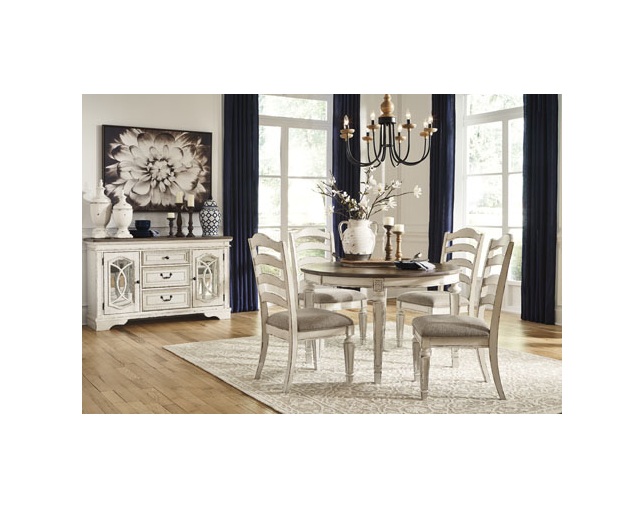 Ashley Furniture HomeStore(アシュレイ ファニチャー ホームストア) Realyn Dining Table(D743-35)の写真