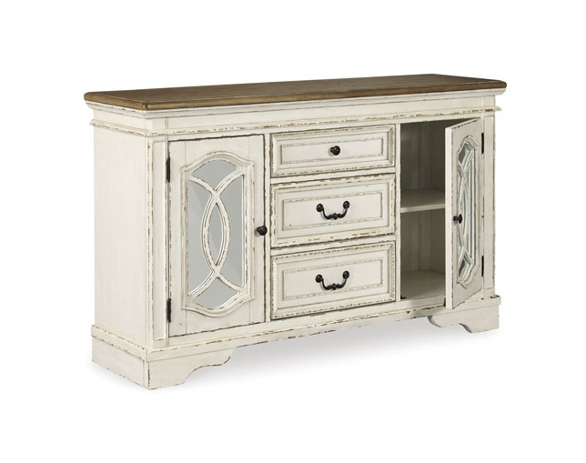 Ashley Furniture HomeStore(アシュレイ ファニチャー ホームストア) Realyn Dining Room Server(D743-60)の写真