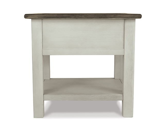Ashley Furniture HomeStore(アシュレイ ファニチャー ホームストア) Bolanburg End Table(T637-3)の写真