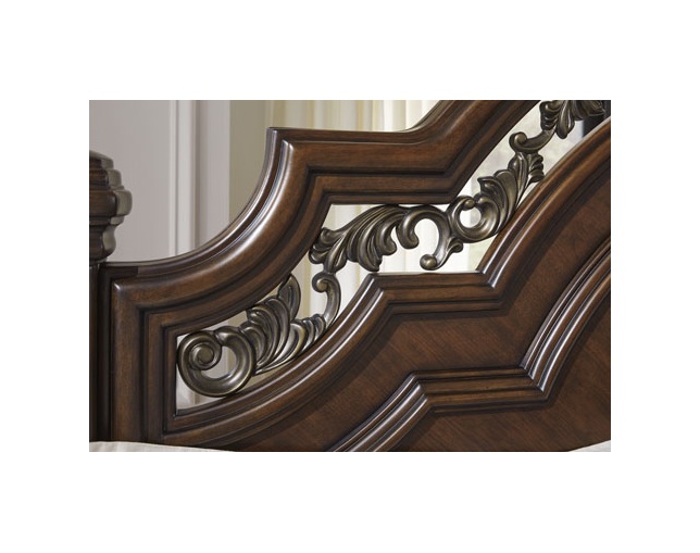 Ashley Furniture HomeStore(アシュレイ ファニチャー ホームストア) Lavinton Bed Frame With Wood Foundation(B764B5)の写真