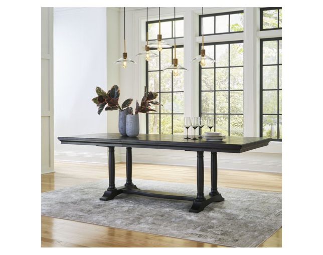 Ashley Furniture HomeStore(アシュレイ ファニチャー ホームストア) Welltern Dining Extension Table(D971-45)の写真