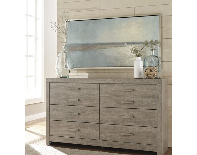 Ashley Furniture HomeStore(アシュレイ ファニチャー ホームストア) Culverbach Dresser(B070-31)の写真