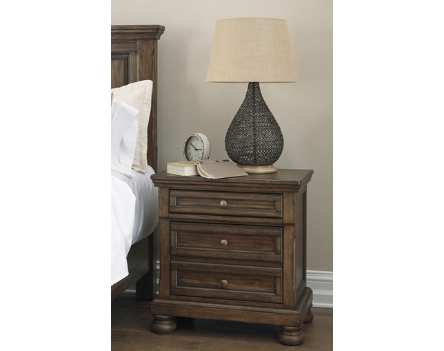 Ashley Furniture HomeStore(アシュレイ ファニチャー ホームストア) Flynnter Nightstand(B719-92)の写真