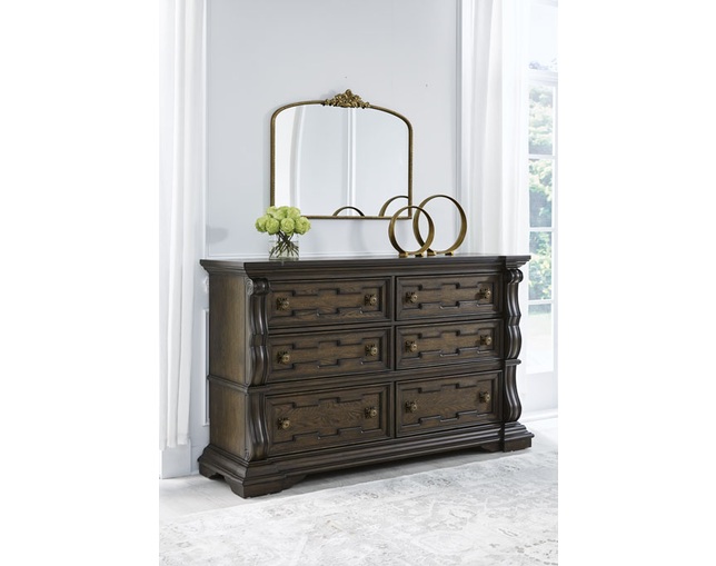 Ashley Furniture HomeStore(アシュレイ ファニチャー ホームストア) Maylee Dresser(B947-31)のメイン写真