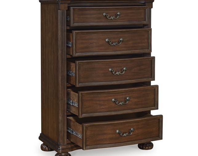 Ashley Furniture HomeStore(アシュレイ ファニチャー ホームストア) Lavinton Chest(B764-31)の写真