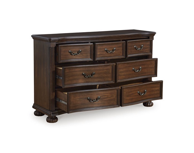 Ashley Furniture HomeStore(アシュレイ ファニチャー ホームストア) Lavinton Dresser(B764-46)の写真