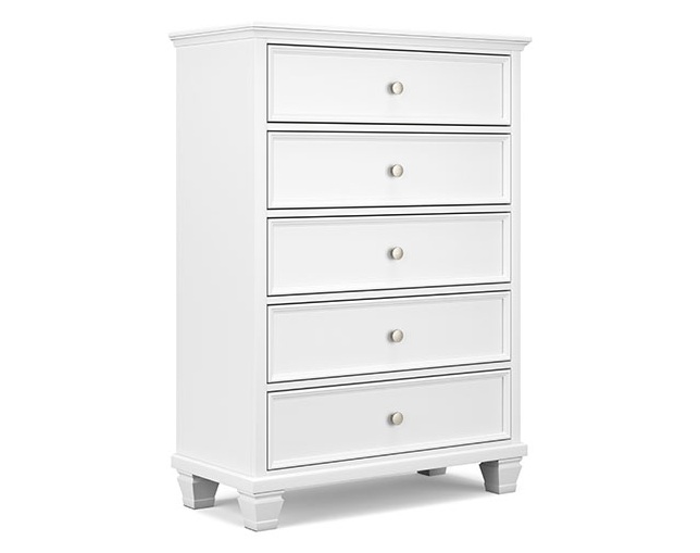 Ashley Furniture HomeStore(アシュレイ ファニチャー ホームストア) Fortman Chest (B680-46)の写真