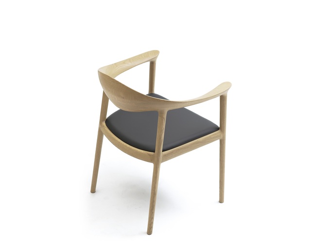 BRIDGE(ブリッジ) ARM CHAIRの写真