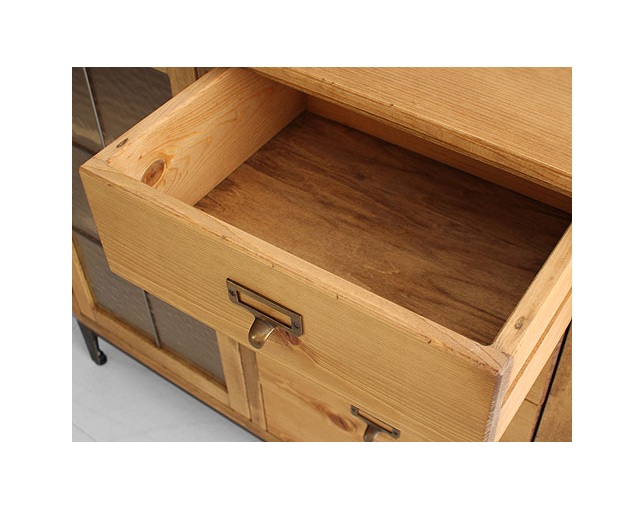 ラスティック(Rustic) アイアンレッグキャビネットの写真