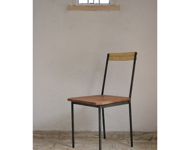 ラスティック(Rustic) アイアンバックチェアの写真