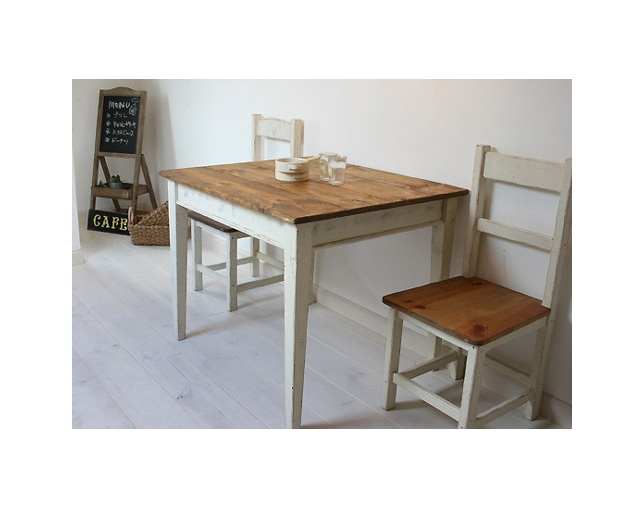 ラスティック(Rustic) 木製ダイニングチェアの写真