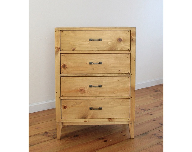 ラスティック(Rustic) 木製サイドチェストの写真