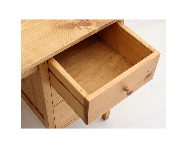 ラスティック(Rustic) 木製デスクの写真