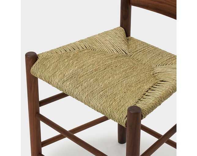 ザ・コンランショップ(THE CONRAN SHOP) ANN SHAKER HIGHBACK CHAIR WALNUTの写真