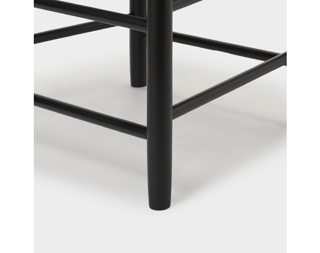 ザ・コンランショップ(THE CONRAN SHOP) ANN SHAKER ARM CHAIR BEECH BLACKの写真