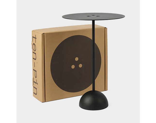 ザ・コンランショップ(THE CONRAN SHOP) TEN-PIN SIDE TABLE BLACKの写真