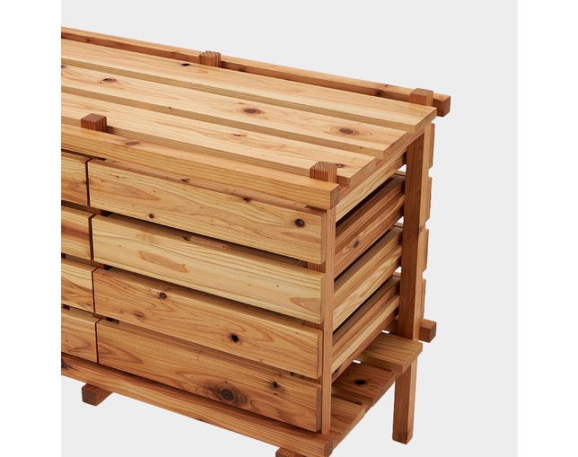 ザ・コンランショップ(THE CONRAN SHOP) RESOMA SIDEBOARD WITH GLASS NATURALの写真