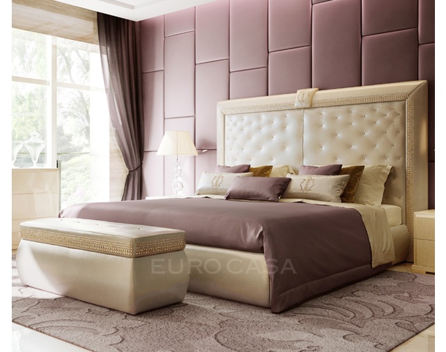 TURRI ベッドの写真