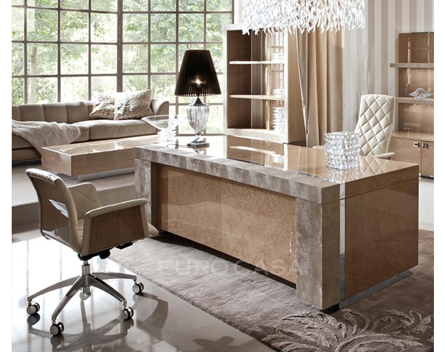 Giorgio Collection デスクの写真