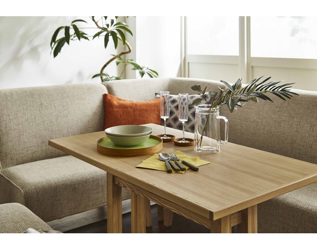 リラックスフォーム(RELAX FORM) Amor Dining Table2の写真