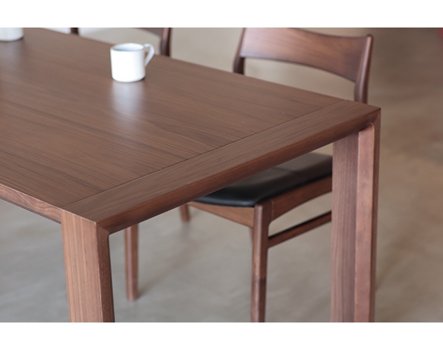 NOWHERE LIKE HOME(ノーウェアライクホーム) Dining Table OWENの写真