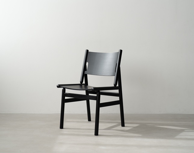 NOWHERE LIKE HOME(ノーウェアライクホーム) Dining Chair FIKAⅡの写真
