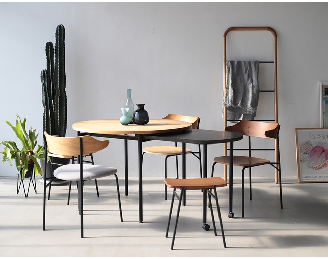 NOWHERE LIKE HOME(ノーウェアライクホーム) Dining Table KAPELLⅡの写真