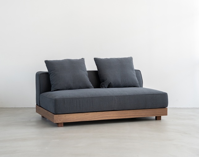 NOWHERE LIKE HOME(ノーウェアライクホーム) Sofa TRAVISの写真