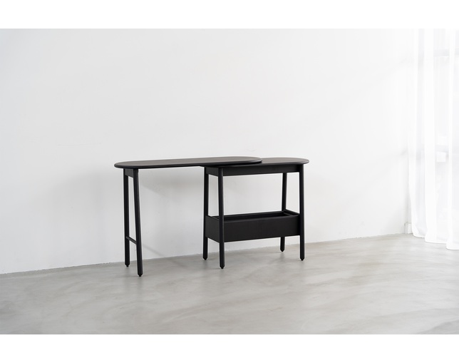 NOWHERE LIKE HOME(ノーウェアライクホーム) Console Table SUKの写真