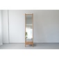 NOWHERE LIKE HOME Stand Mirror SCALAの写真