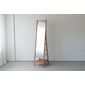 NOWHERE LIKE HOME Stand Mirror SCALAの写真