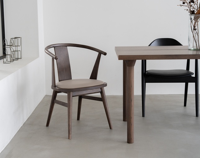 NOWHERE LIKE HOME(ノーウェアライクホーム) Dining Chair BAKKENⅢの写真