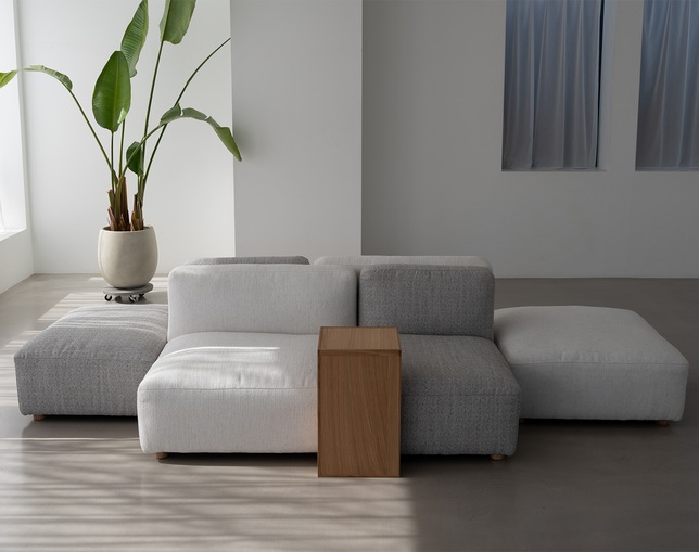 NOWHERE LIKE HOME(ノーウェアライクホーム) Sofa PEOPLEの写真