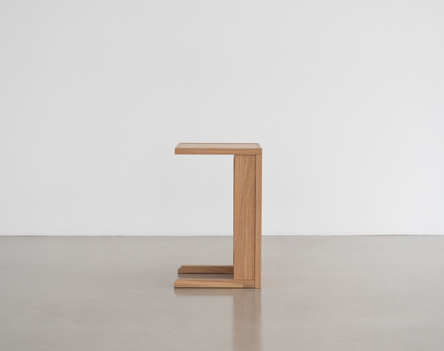 NOWHERE LIKE HOME(ノーウェアライクホーム) Side Table PEOPLEの写真