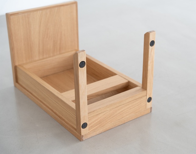 NOWHERE LIKE HOME(ノーウェアライクホーム) Side Table PEOPLEの写真