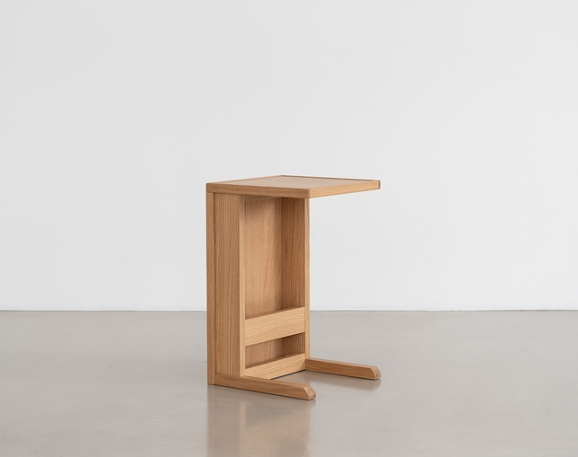 NOWHERE LIKE HOME(ノーウェアライクホーム) Side Table PEOPLEの写真