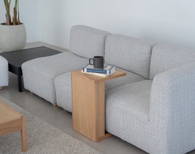 NOWHERE LIKE HOME(ノーウェアライクホーム) Side Table PEOPLEの写真