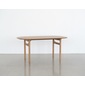 NOWHERE LIKE HOME Daining Table ERNIEの写真