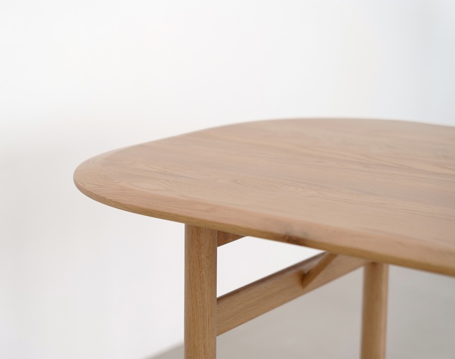 NOWHERE LIKE HOME(ノーウェアライクホーム) Daining Table ERNIEの写真