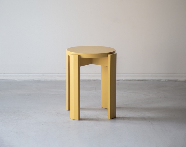 NOWHERE LIKE HOME(ノーウェアライクホーム) Stool CAROTTEの写真